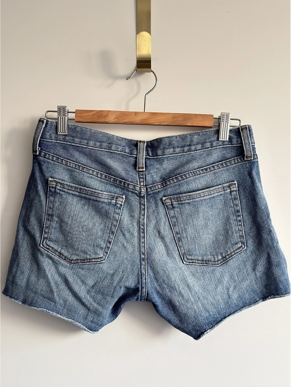 J.Crew Indigo Denim 4” Stretch Jean Shorts Light Wash Raw Hem Women’s Size 24